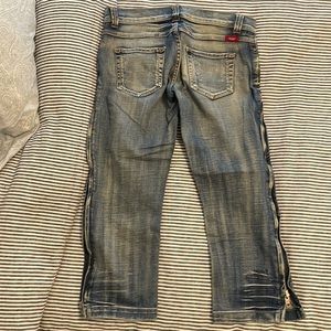 Sexy cropped Guess jeans with zippers on the sides of legs